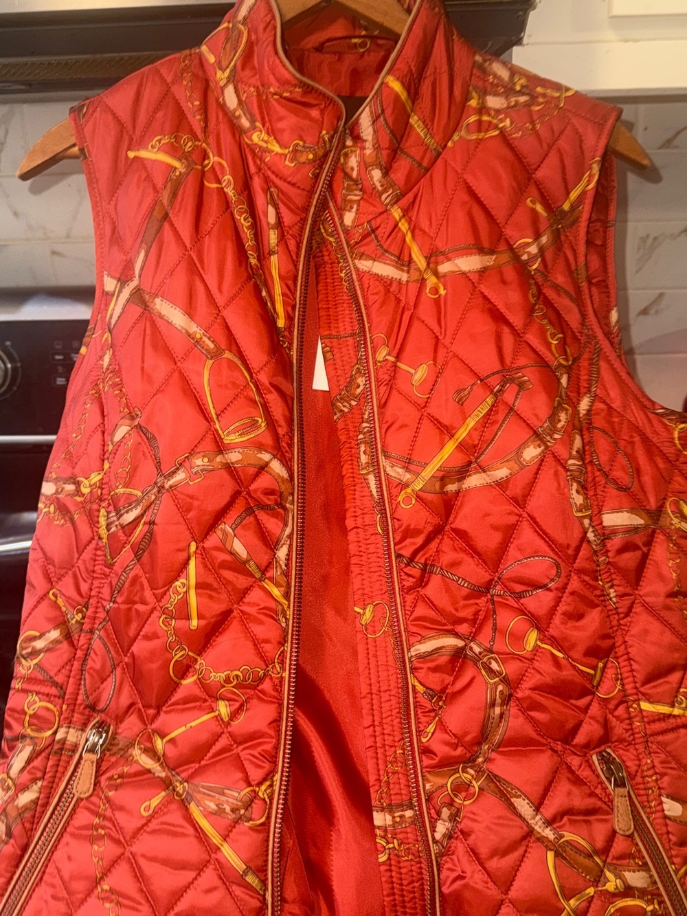 TALBOTS  Quilted Red Sleeveless Zip Front Vest